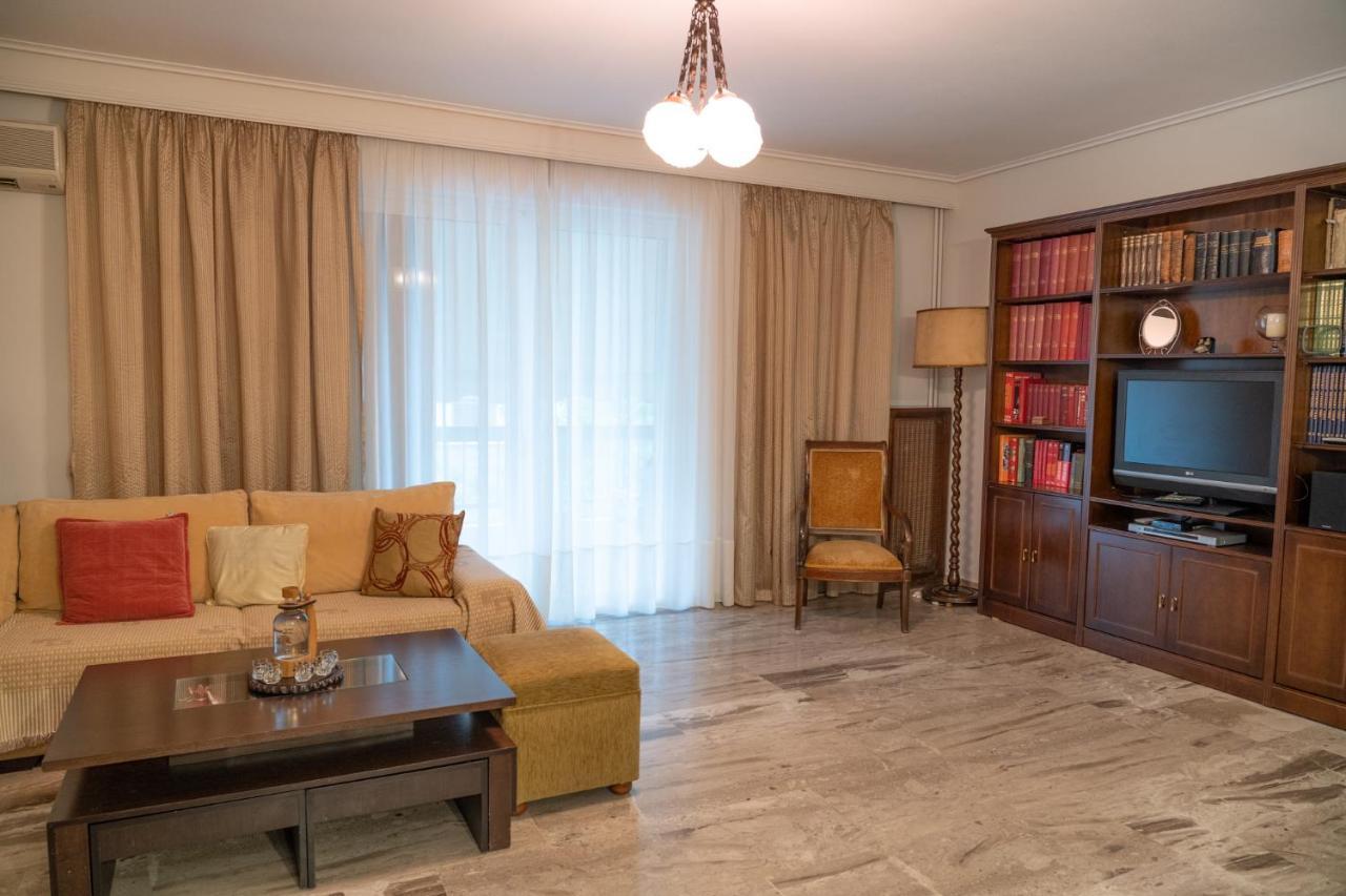 Aiolos Apartment Athens Exterior photo